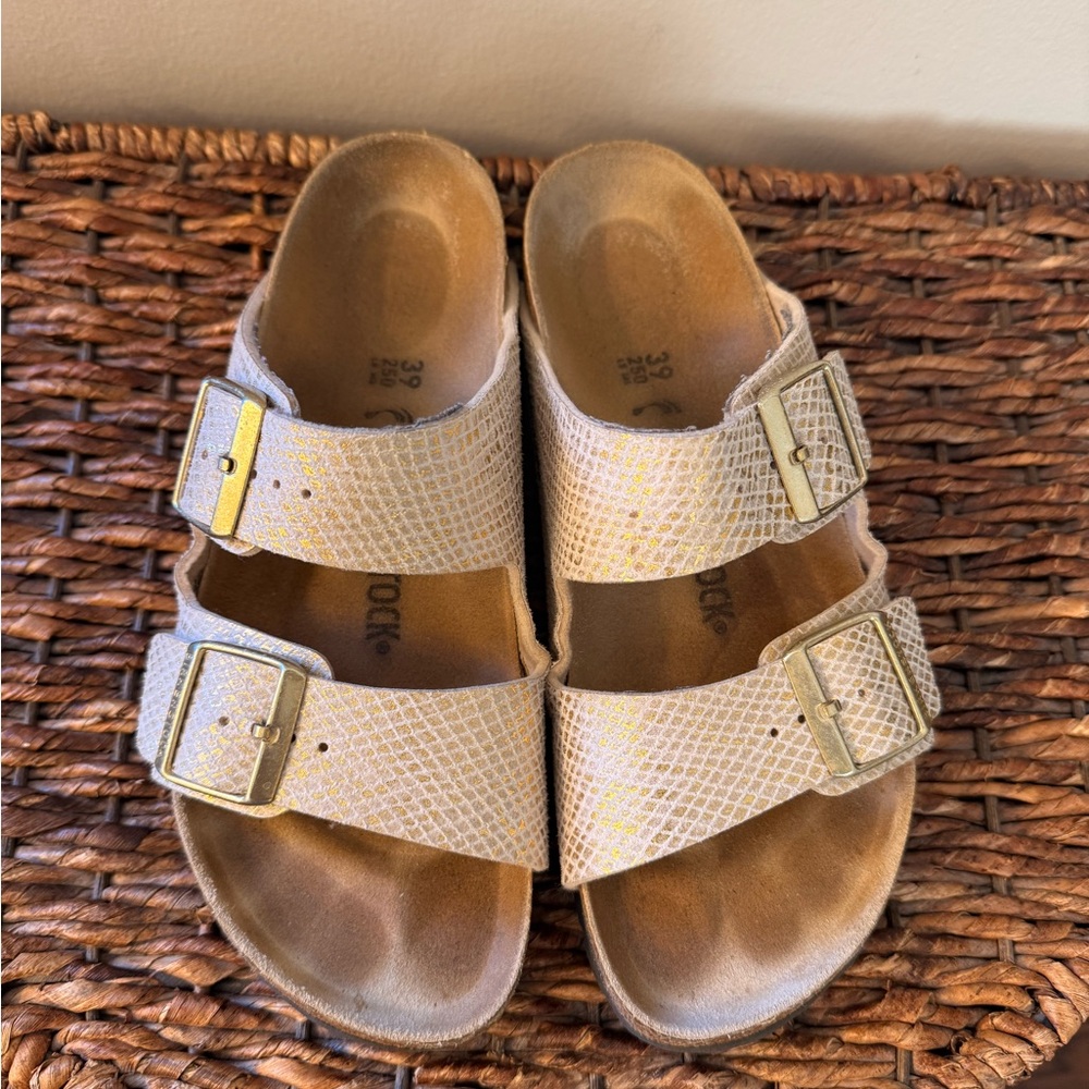 Birkenstock Arizona Women's Gold Textured Sandals